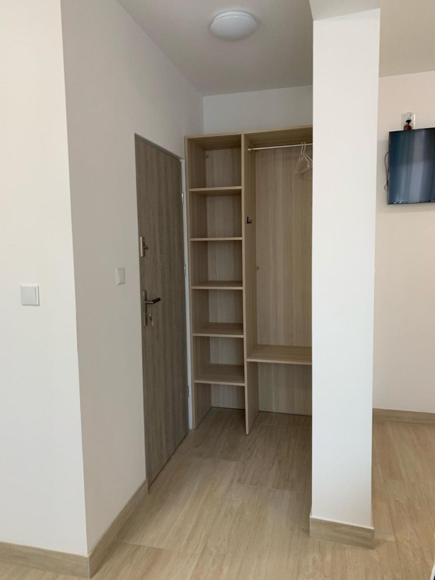 Apartamenty Sw.Rocha Белосток Экстерьер фото