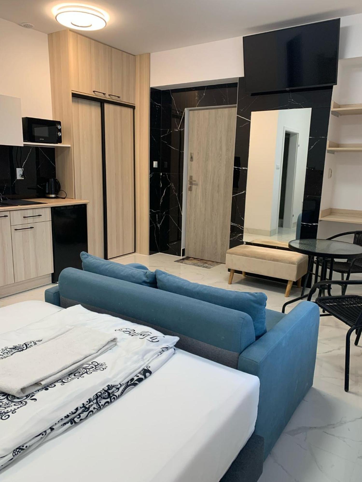 Apartamenty Sw.Rocha Белосток Экстерьер фото