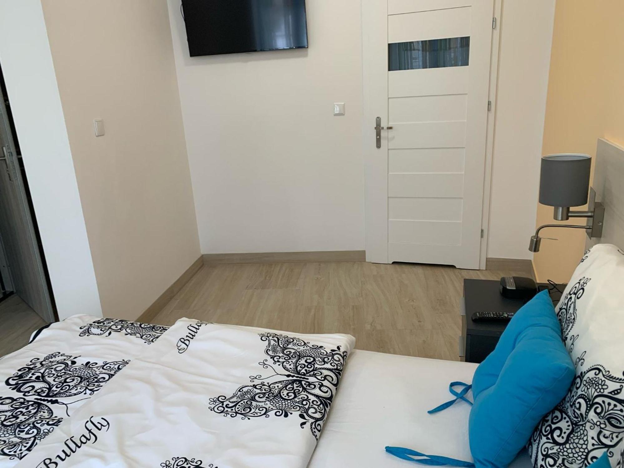 Apartamenty Sw.Rocha Белосток Экстерьер фото